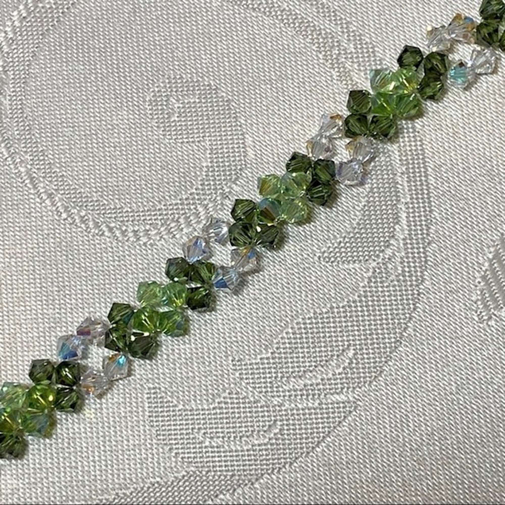 Swarovski Crystal Green Pattern Bracelet